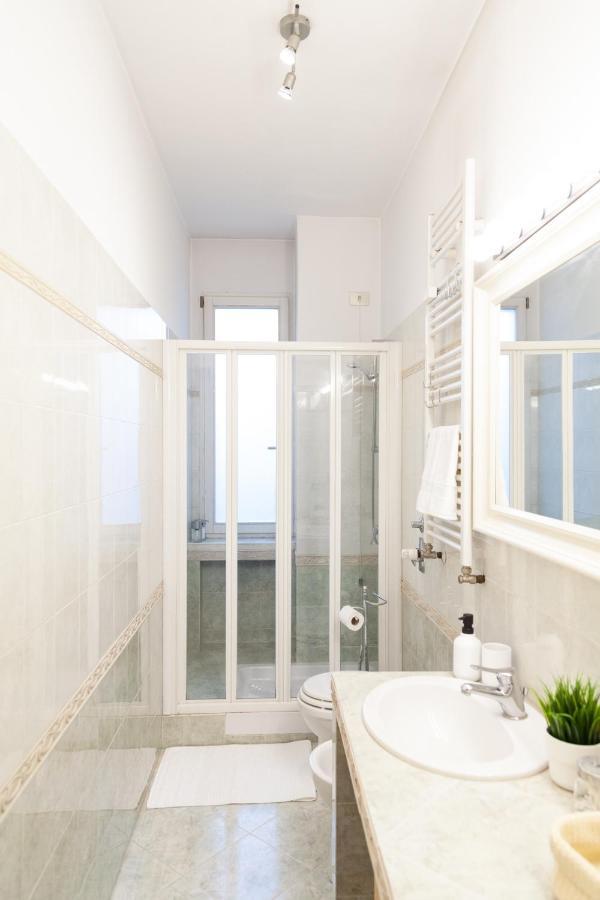 Sebino Guest House Мілан Екстер'єр фото