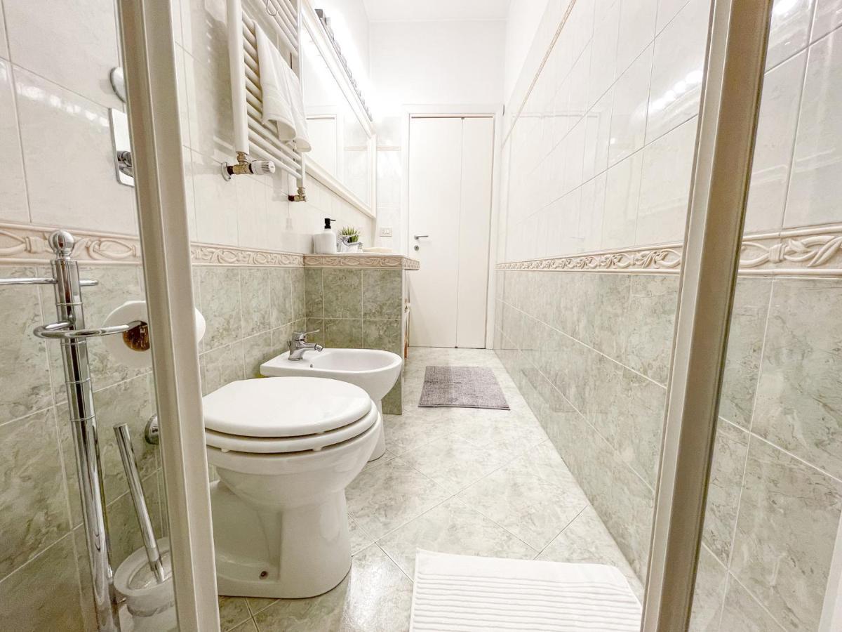 Sebino Guest House Мілан Екстер'єр фото